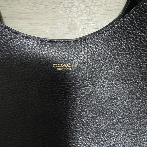 Coach Brooklyn 28 - Picture 2 of 3